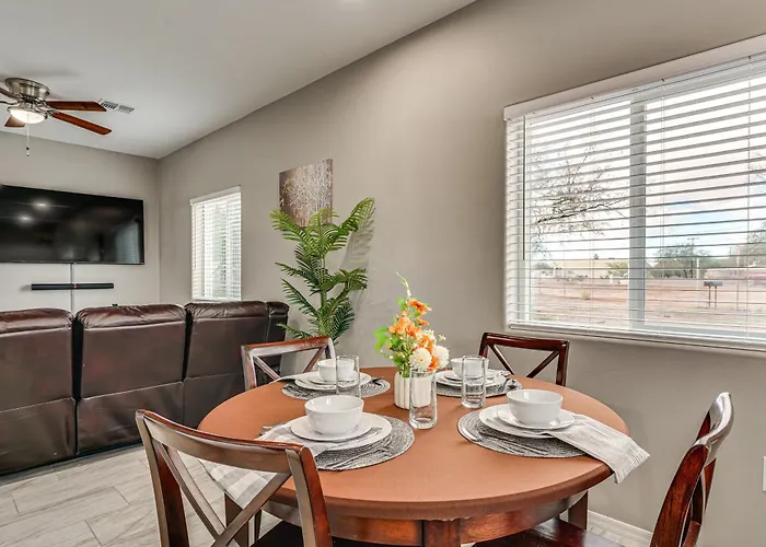 Holiday home Near Casino & Dtwn! Townhome: Saguaro Np