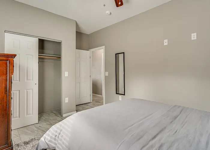 Near Casino & Dtwn! Townhome: Saguaro Np Holiday home *